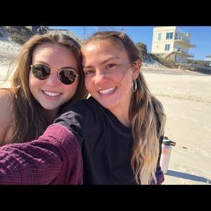 Meet your Posher, Julie